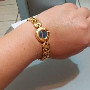 Beautiful 24k gold plated Seiko dressy watch